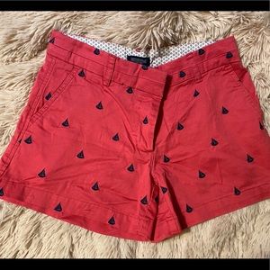British Khaki Red Shorts w/ Blue Sailboats, Sz 2